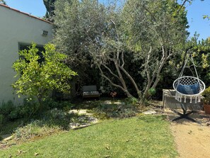 Terrace/patio - Pristine Stunning Home - Sunset Park Santa Monica (Santa Monica)