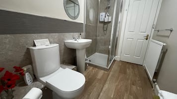 Comfort Double Room | Bathroom