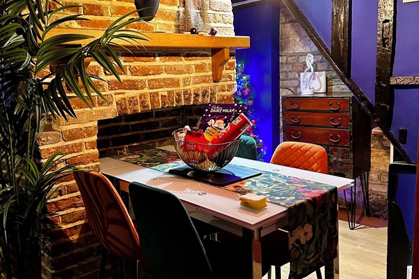 Dining room with extendable table