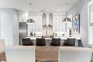 Ferienhaus | Essbereich im Zimmer