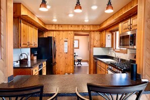Private kitchen - Circle C on Timberline (Ruidoso)