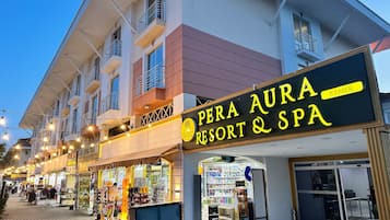 EntrĂ©e de lâhĂ©bergement
