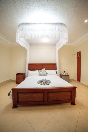 In-room safe, laptop workspace, iron/ironing board, free WiFi - Serenity Sports Oasis (Kampala)