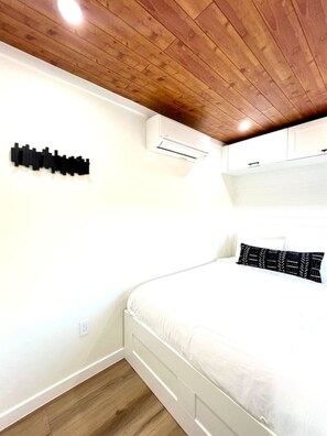 Fer et planche à repasser, Wi-Fi, draps fournis