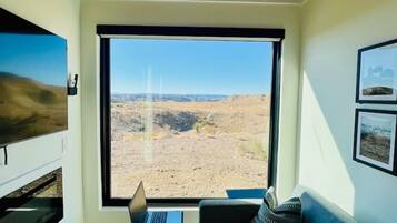 Televisión, chimenea