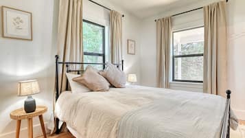 2 dormitorios, tabla de planchar con plancha, cuna de viaje y wifi