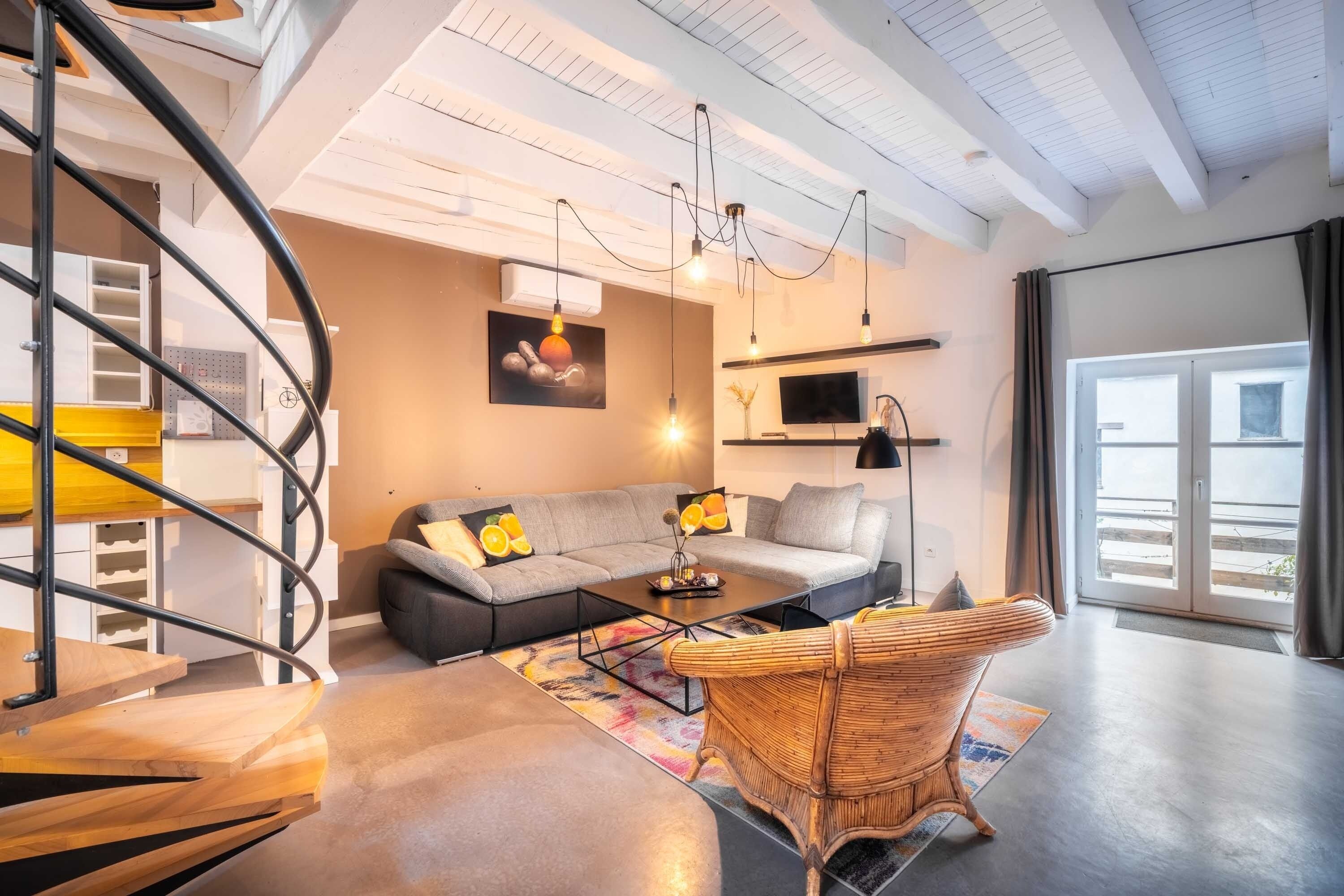 Televisor i llar de foc 