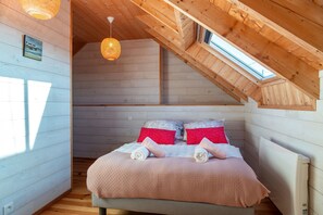 4 dormitorios, tabla de planchar con plancha, wifi gratis y ropa de cama