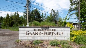 Property grounds - The Fima - Nature Retreat - Spa and Forest View (Pont-Rouge)