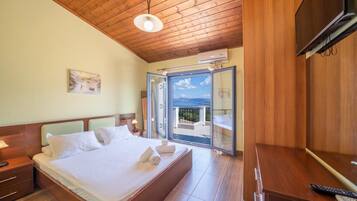 3 chambres, fer et planche Ă repasser, Wi-Fi, draps fournis