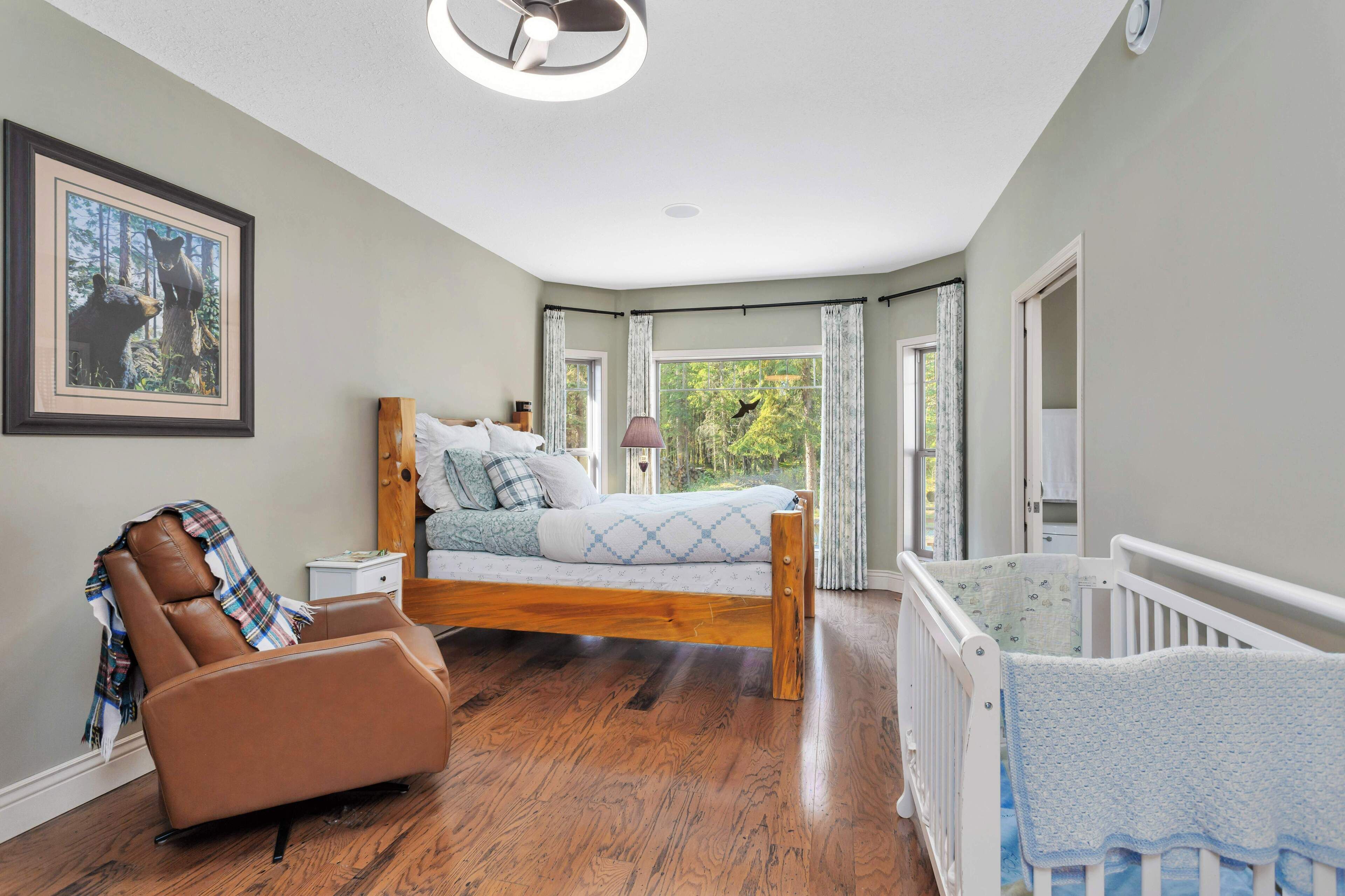 4 多间卧室、熨斗/熨衣板、旅行婴儿床、免费 WiFi