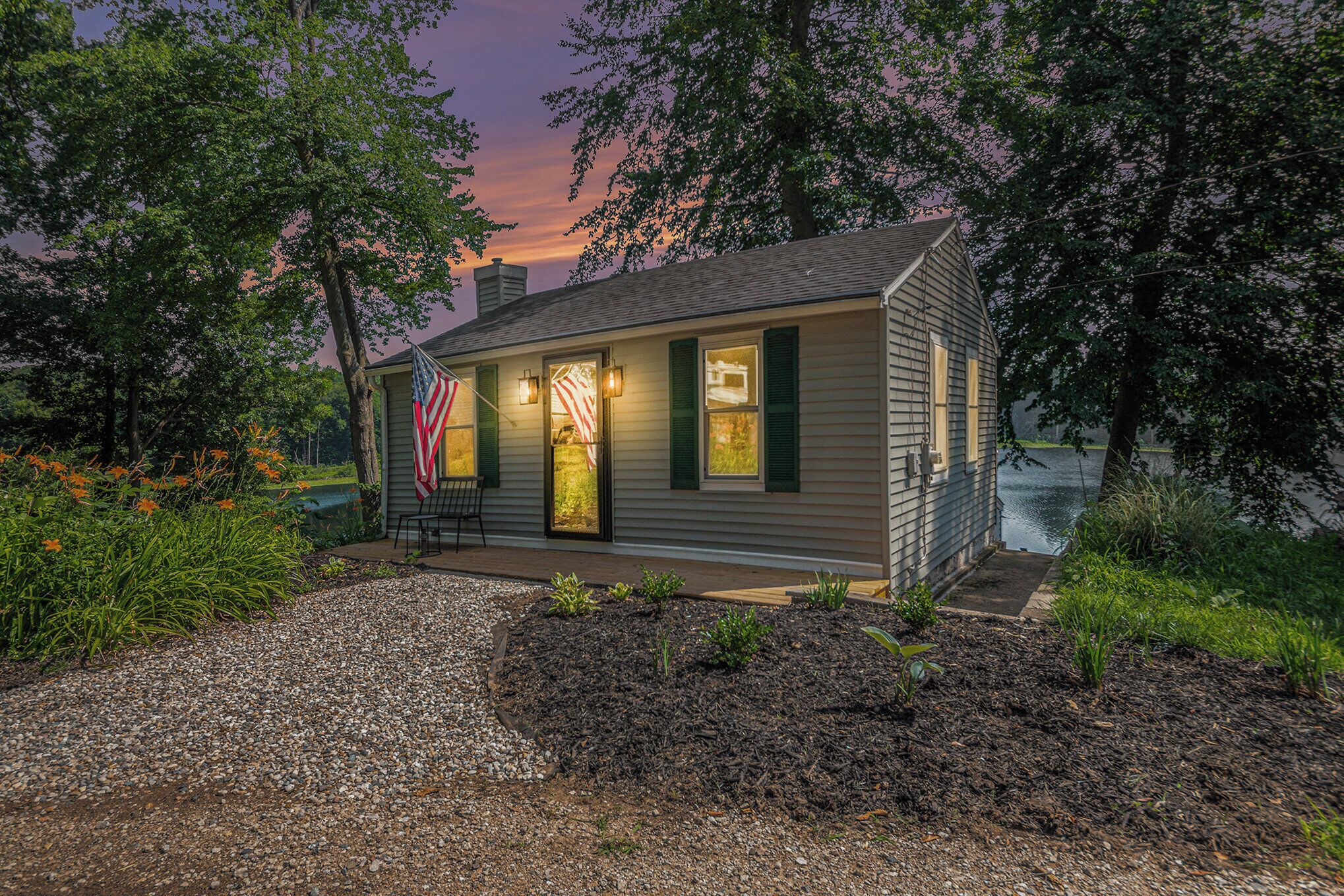 Front of cottage!
