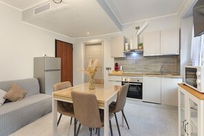 Microonde, forno, piano cottura