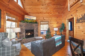 TV, fireplace, video games, table football - Cozy Sky Harbor Cabin for 12 w Hot Tub & Game Room (Sevierville)