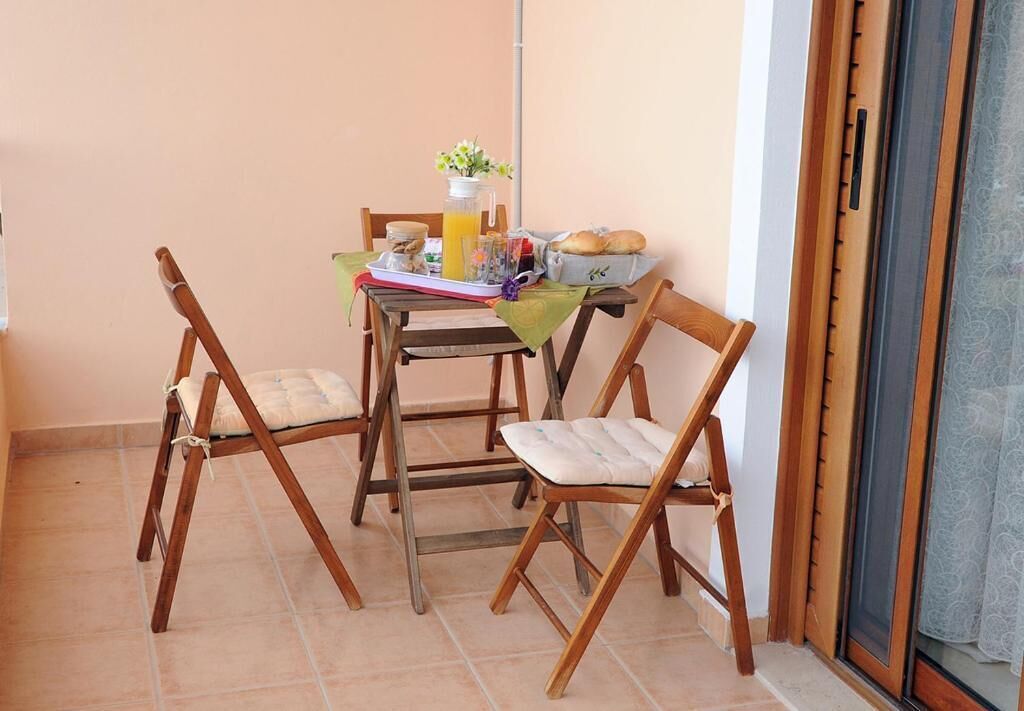 Suite Supérieure, balcon, vue ville | Restauration extérieure