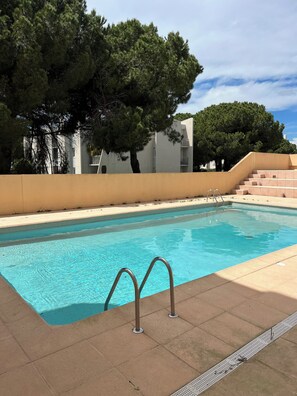 Pool - Apartment le grau du roi (Le Grau-du-Roi)