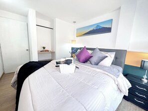 4 bedrooms, iron/ironing board, Internet, bed sheets - Attractive and quiet apartment ideal for families in an exclusive area of Bogota. (Bogotá)