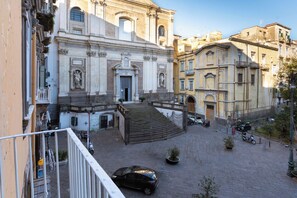 Exterior - Alma Regina Relais (Naples)