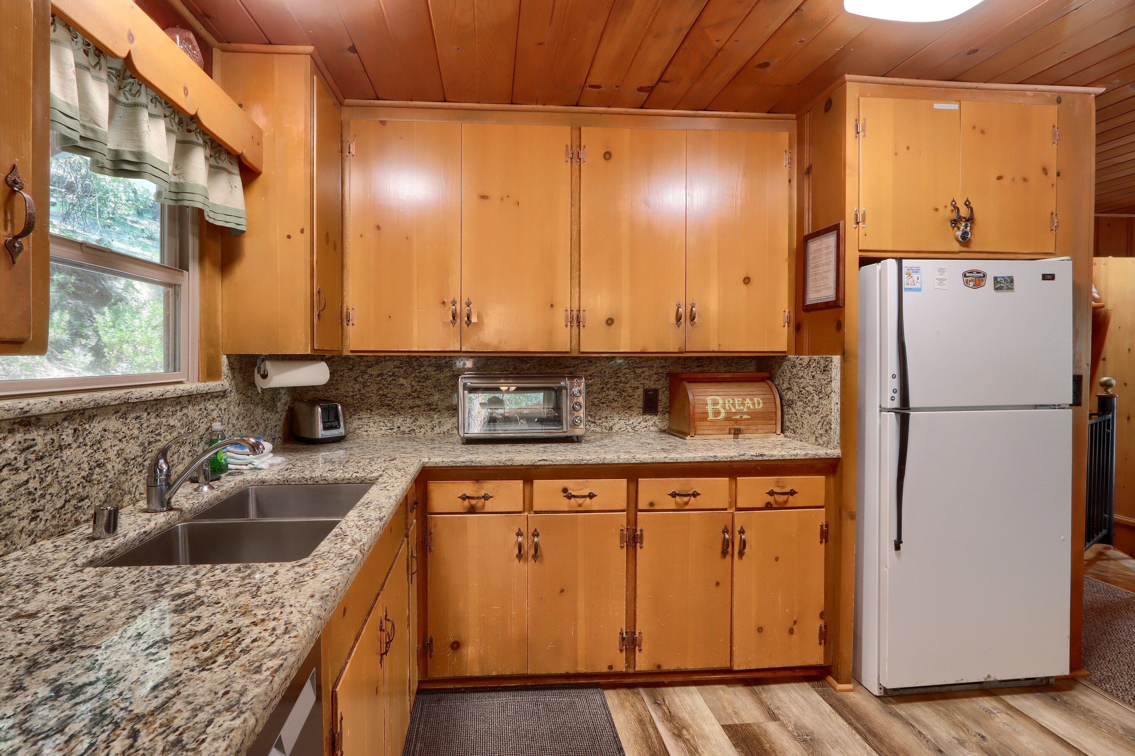 Chalet (3 Bedrooms) | Interior