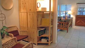 Chalet (2 Bedrooms) | Interior