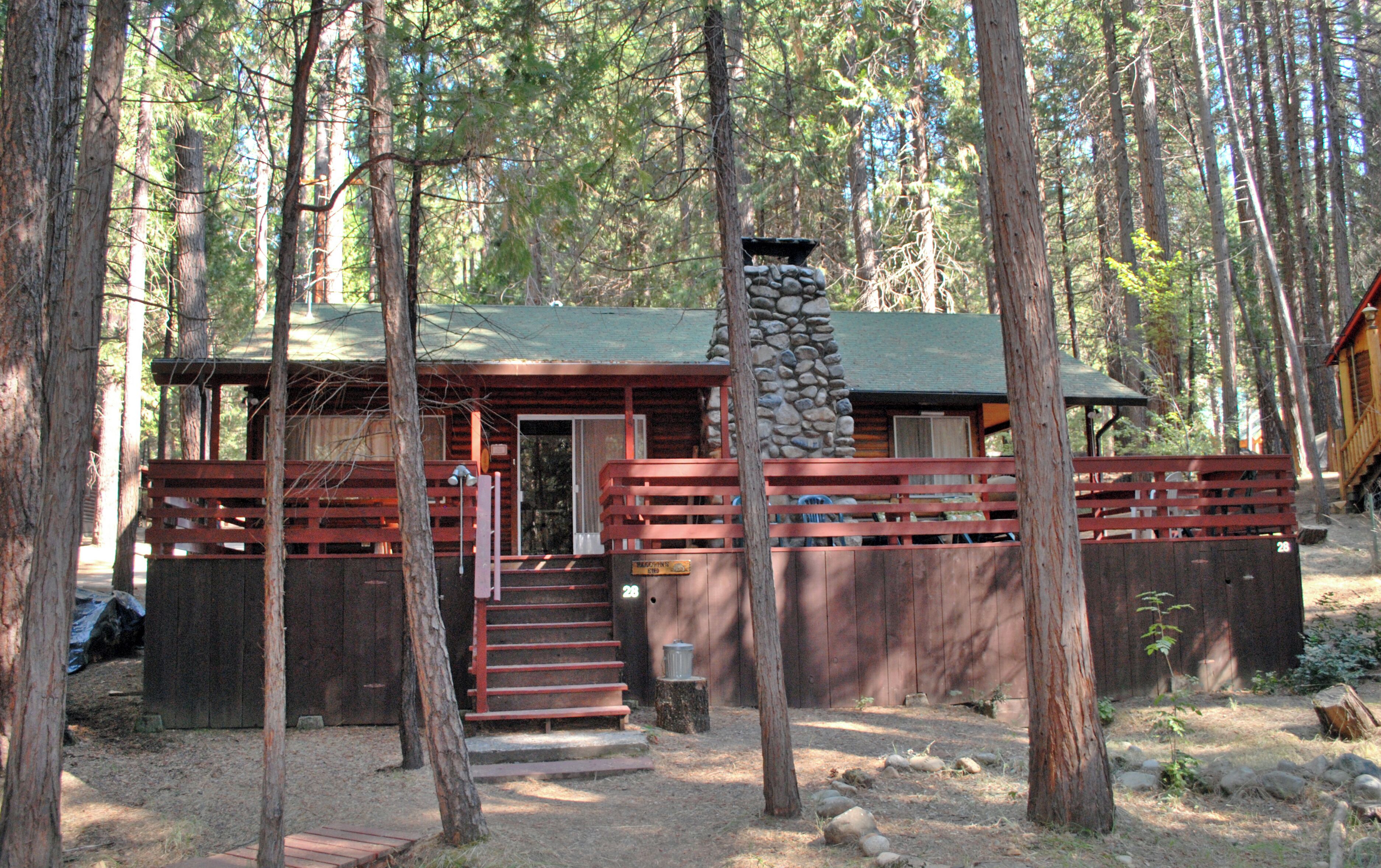 Chalet (2 Bedrooms) | Front of property