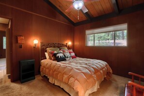 Chalet (3 Bedrooms) | Interior - Hiltbrand Hangout (Yosemite National Park)