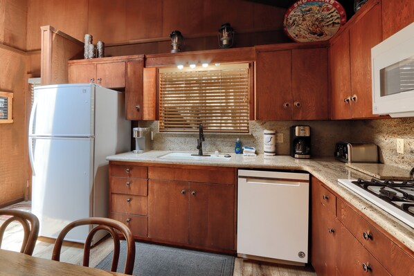 Interior - Hiltbrand Hangout (Yosemite National Park)