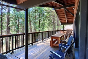 Chalet (3 Bedrooms) | Interior - Hiltbrand Hangout (Yosemite National Park)