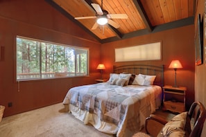 Interior - Hiltbrand Hangout (Yosemite National Park)