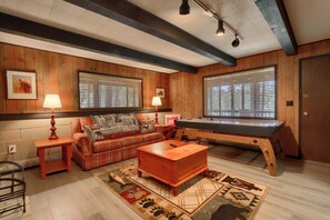 Interior - Hiltbrand Hangout (Yosemite National Park)