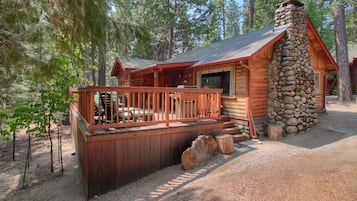 Nhà gỗ (2 Bedrooms) | Mặt tiền nơi lưu trú