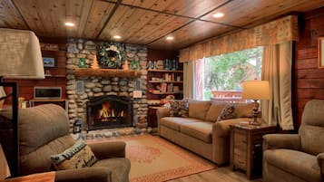 Chalet (2 Bedrooms) | Intérieur