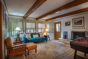 Chalet (3 Bedrooms) | Interior