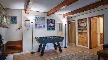 Chalet (3 Bedrooms) | Interior