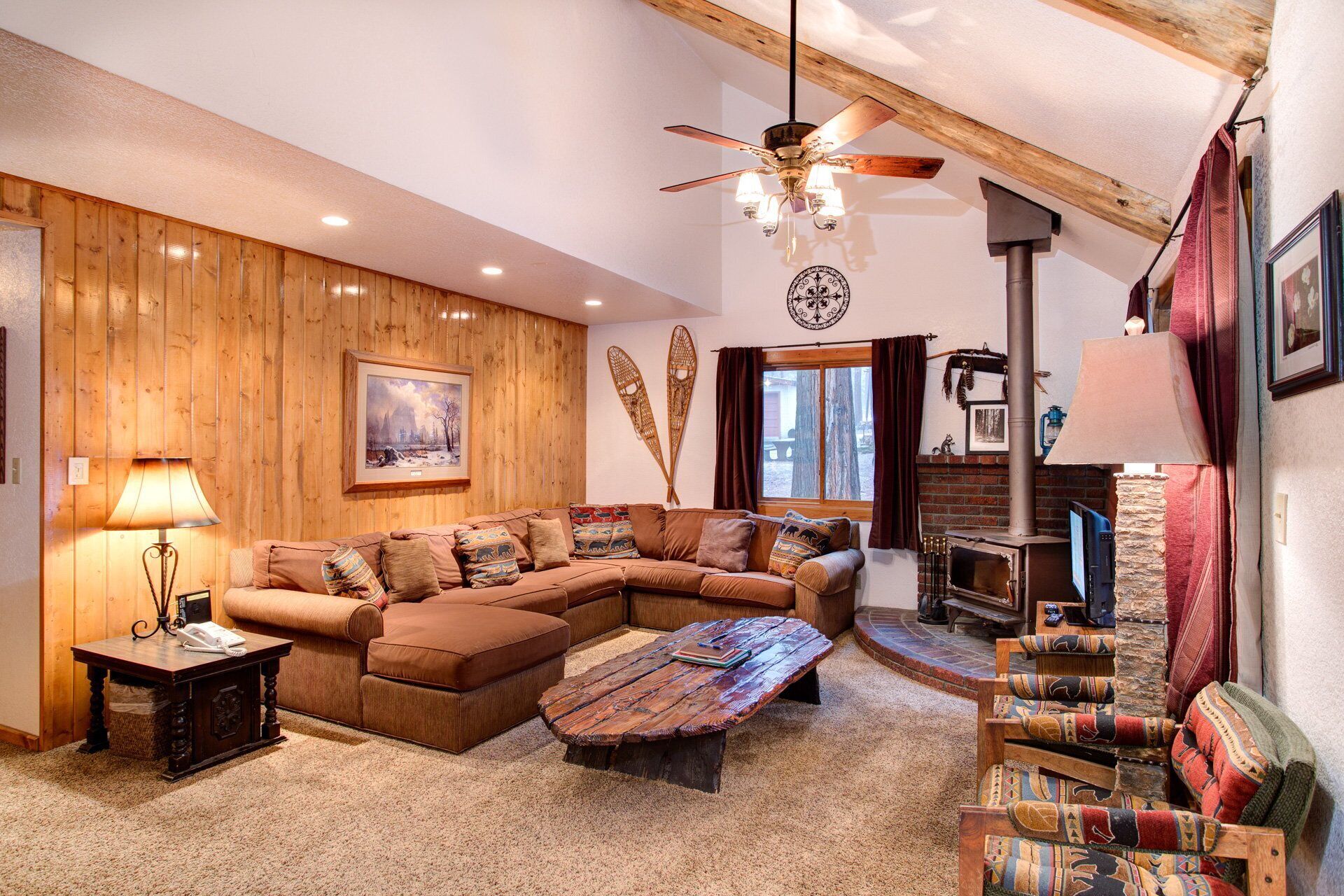 Chalet (3 Bedrooms) | Interior