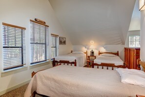 Chalet (3 Bedrooms) | Interior - Wawona Retreat (Yosemite National Park)