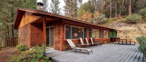 Chalet (2 Bedrooms) | Interior