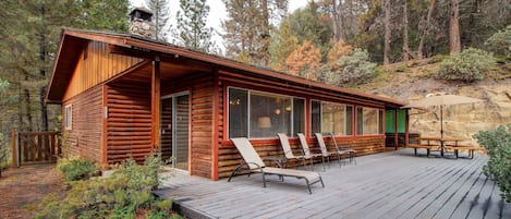 Chalet (2 Bedrooms) | Interior