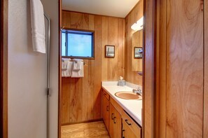 Chalet (2 Bedrooms) | Innenbereich