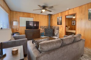 Chalet (2 Bedrooms) | Innenbereich