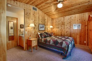 Chalet (3 Bedrooms) | Interior