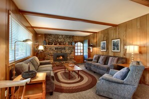 Interior - Quail Meadow (Yosemite National Park)