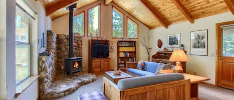 Chalet (3 Bedrooms) | Interior