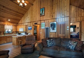 Stuga (2 Bedrooms) | Interiör