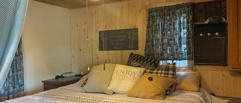 1 habitación y ropa de cama