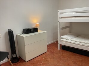 Interior - Duplex apartment above the rooftops of the old town (Villefranche-sur-Mer)