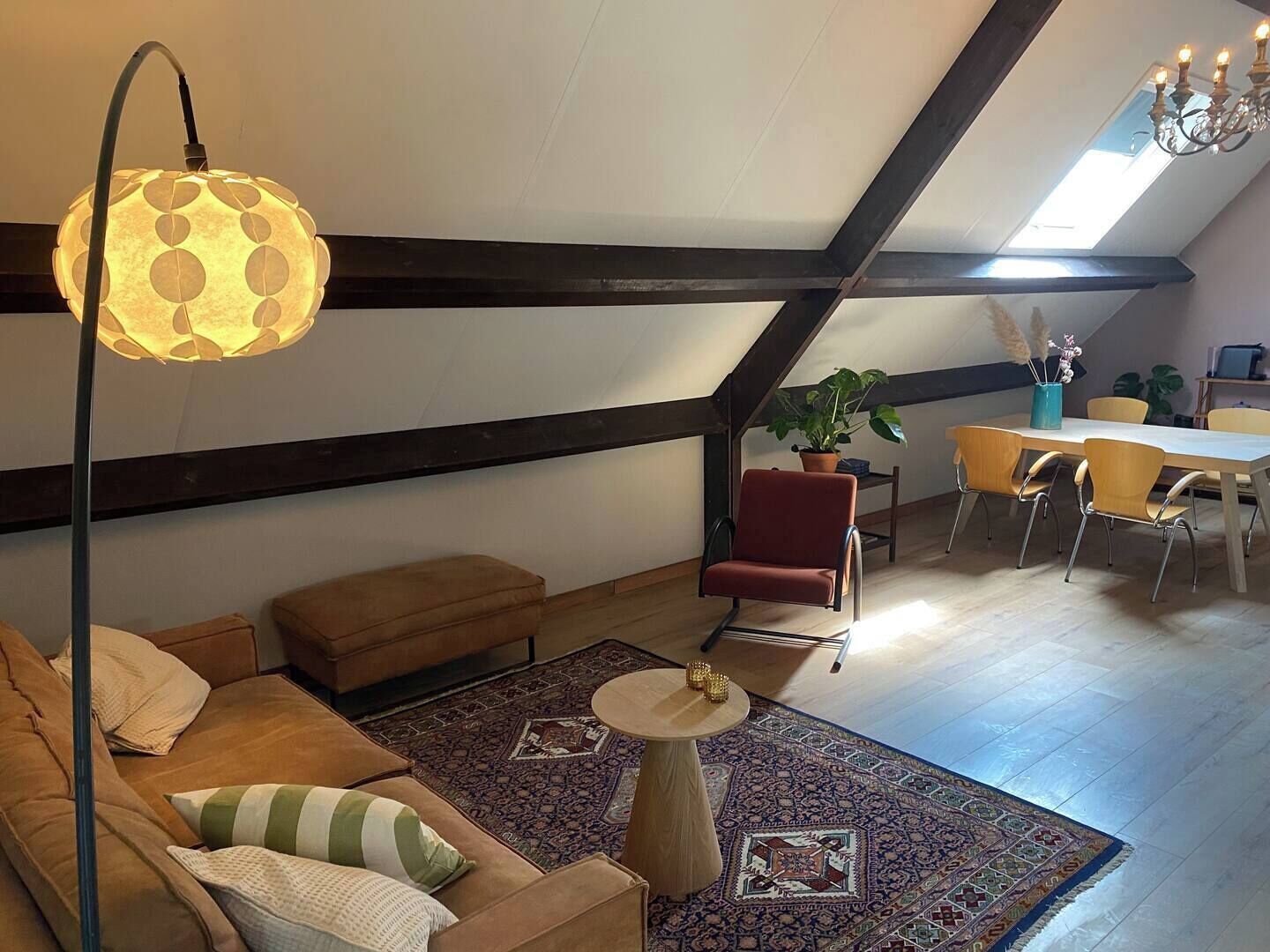 Livros, aparelho de som