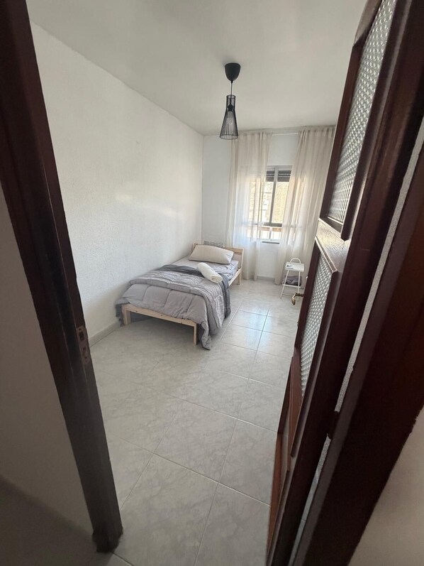 Free WiFi - ApartaHotel Achicoria (Madrid)