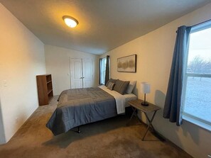 3 bedrooms, Internet, bed sheets - Entire home in Boulder, MT The Boulder House (Boulder)