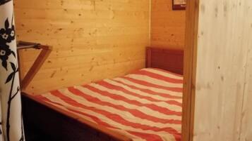 1 bedroom, internet, bed sheets